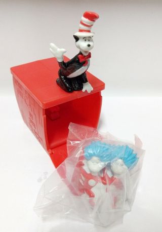 The Movie Dr.  Seuss Collectible Cat in the Hat Cake Kit Bakery Craft 2003 Figure 4