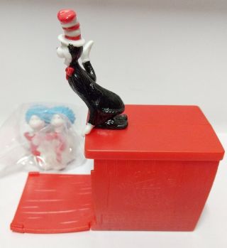 The Movie Dr.  Seuss Collectible Cat in the Hat Cake Kit Bakery Craft 2003 Figure 6