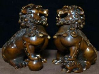 Tibet Collectable Boxwood Handwork Carve Ferocity Gouard Lion Royal Pair Statue