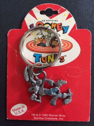 Looney Tunes Wile E.  Coyote Warner Bros 1992 Pewter Keychain