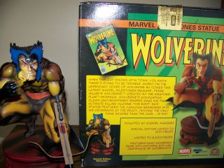 MARVEL WOLVERINE VARIANT EDITION STATUE with Hugh Jackman Autographed Photograph 10