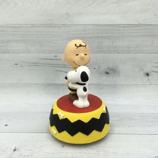 Westland Peanuts Charlie Brown And Snoopy Friends Forever Music Box Figurine