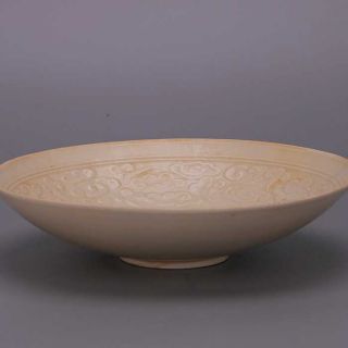 The song dynasty Ding kiln porcelain bowls Chinese porcelain dragon design 3
