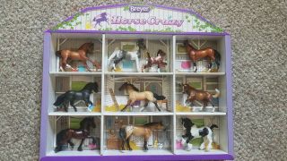 Breyer Stablemates Horse Crazy Set Of 10 Horse And Display Case