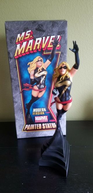 Ms.  Marvel Painted Statue - Bowen Designs - Modern Version
