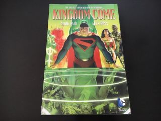 Kingdom Come Mark Waid Alex Ross Issues 1 - 4
