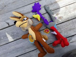 Vintage 1971 Road Runner & Wile E.  Coyote Plush Set By Mighty Star Ltd -
