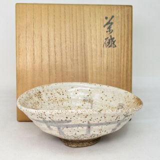 G677: Japanese Tea Bowl Of Old E - Shino Pottery Of Appropriate Form W/good Taste.