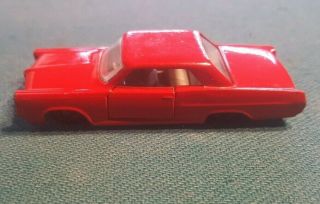 Vintage 1964 Matchbox Lesney Pontiac G.  P.  Sports Coupe 22 Die Cast Toy Vehicle