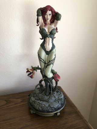 Sideshow Poison Ivy Premium Format Figure Statue Exclusive Edition 1064/1500