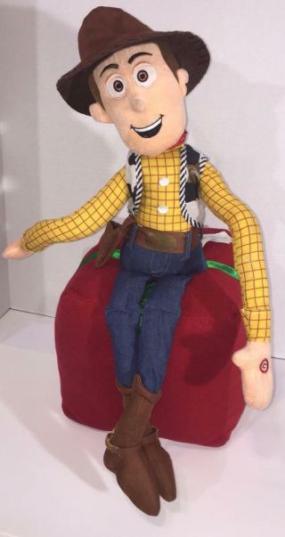 Gemmy Woody Plush On Present Plays Christmas Music Toy Story 2 