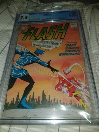 Flash 117 Cgc 7.  5 First Captain Boomerang Suicide Squad 2 Hot Book Vf -