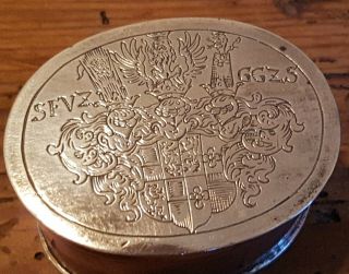 Vintage Metal Silver Plated? Snuff Box or Trinket/Pill Box Coat of Arms On Lid 6