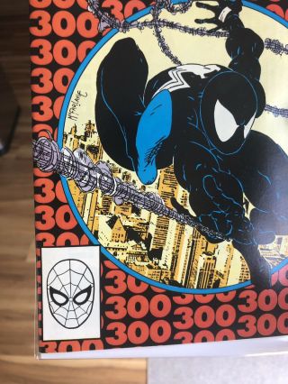 SPIDERMAN 300 VF/NEAR ALL VENOM MARVEL COMIC BOOK 3