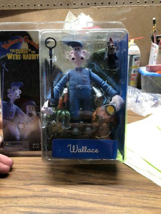 Todd Mcfarlane " Wallace And Gromit Curse Of The Were - Rabbit " Wallace Figure Blue