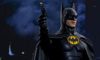 Hot Toys Batman Returns 1/6 Scale Figure Mms293 Michael Keaton Sideshow Nib