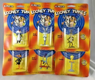Looney Tunes Set Six Sylvester Bugs Wile E.  Coyote Daffy Duck Road Runner Tweety