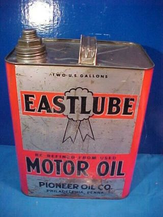 1950s Eastlube Brand 2 Gallon Motor Oil Advertising Tin Pioneer Oil Co