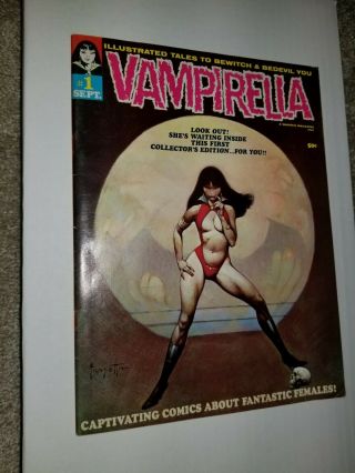 Vampirella 1 (warren,  1969) - 1st Appearance Of Vampirella