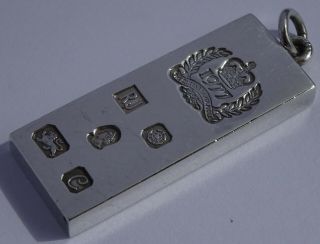 Vintage Solid Sterling Silver Ingot Pendant.  Elizabeth Ii Silver Jubilee,  1977