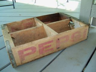 Vintage Pepsi Cola Wood Crate Red Lettering 24 Bottle 4 Section Fort Wayne