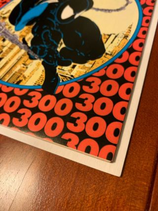 The Spider - Man 300 NM 1st Printing Key Venom Issue (May 1988,  Marvel) 2