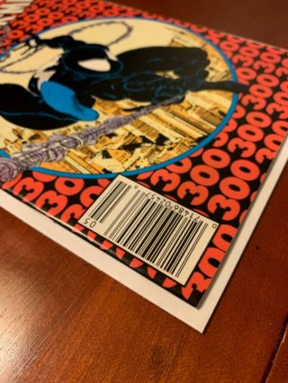 The Spider - Man 300 NM 1st Printing Key Venom Issue (May 1988,  Marvel) 3