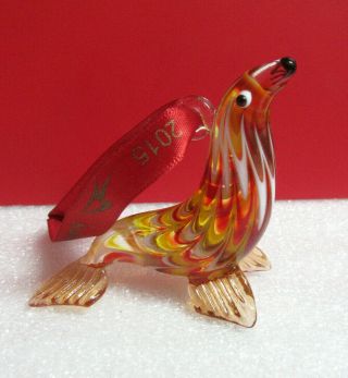 2015 Sea World Art Glass Seal Figurine Ornament