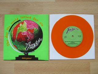 X Ray Spex - The Day The World Turned Dayglo 7 " Orange Vinyl Sex Pistols Clash