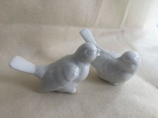 Porcelain Bird Figurines Set Of 2 Small Jays - White 4”l Pair Decor