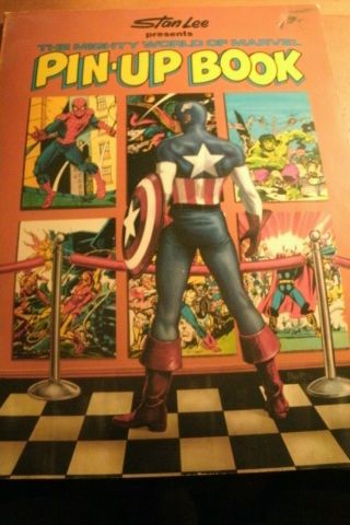 1978 Stan Lee Presents Mighty World Of Marvel Pin - Up Book