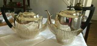 Elegant Set of Walker & Hall Sheffield Silver Plate Tea and Coffee Pots 5
