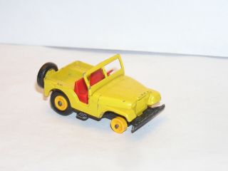 Vintage Matchbox Lesney 72 Jeep Yellow Light Special