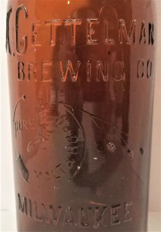 A.  Gettelman Brewing Company Tooled Crown Top Beer Bottle Milwaukee Wisconsin/d2