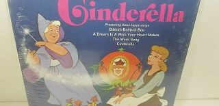 Walt Disney ' s Cinderella A Disneyland Song 45 RPM Record 5 