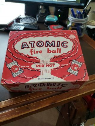 Vintage Atomic Fire Ball 2c Candy Box Ferrara Pa Candies Forest Park Illinois