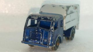 TIPPAX REFUSE COLLECTOR Lesney Matchbox No.  15 C Made in England in 1963 2