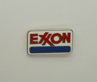 Vintage 1990s Exxon Oil & Gas Advertising Collectible Lapel Hat Pin Nos