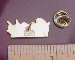 Coors Beer Gold Tone Metal and Red Enamel Logo Lapel /Hat Pin 2