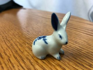 5 vintage Rabbit Figurines white porcelain bunny Russ Berrie & Midwest 3