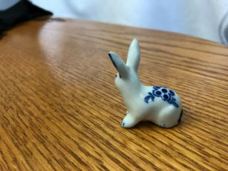 5 vintage Rabbit Figurines white porcelain bunny Russ Berrie & Midwest 4