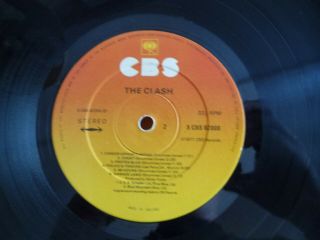 The Clash - 1977 UK Pressing CBS S 82000 A5/B3 LP 2