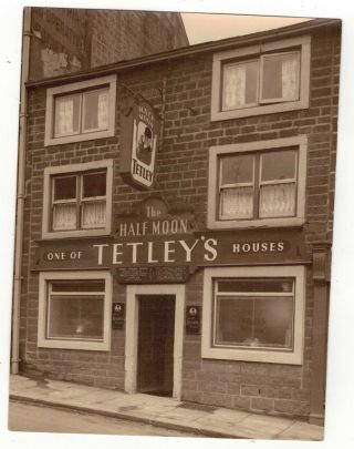 The Half Moon Otley.  Old Real Photo By Pickards Of Leeds