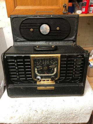 Vintage Zenith Trans Oceanic Radio