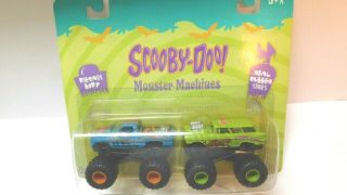 Racing Champion - 2 Trucks - - Scooby - Doo Monster Machines