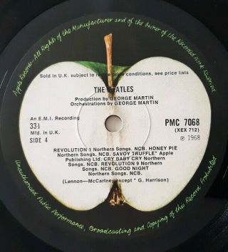 BEATLES White Album.  MONO TOP LOADER.  No 0286956.  1968 pressing,  poster,  photos 8