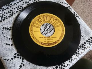 Roy Orbison 45 Rpm - Sweet And Easy To Love - Sun 265.  1957.  Generic Sleeve
