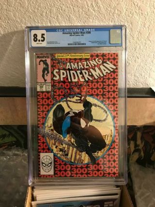 Spider - Man 300 Cgc 8.  5 White Pages First Appearance Of Venom