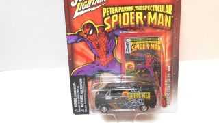 Johnny Lightning 1/64 - 1977 Chevrolet Van Spider - Man - - Marvel