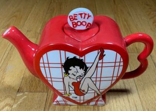 Betty Boop Heart Shaped Ceramic Coffee Pot Teapot Red And White 2006 5.  5” Tall